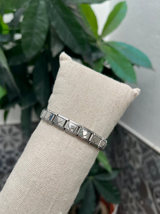 Pulsera Madonna Corazones