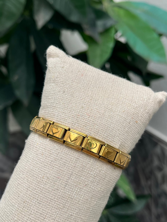 Pulsera Madonna Corazones